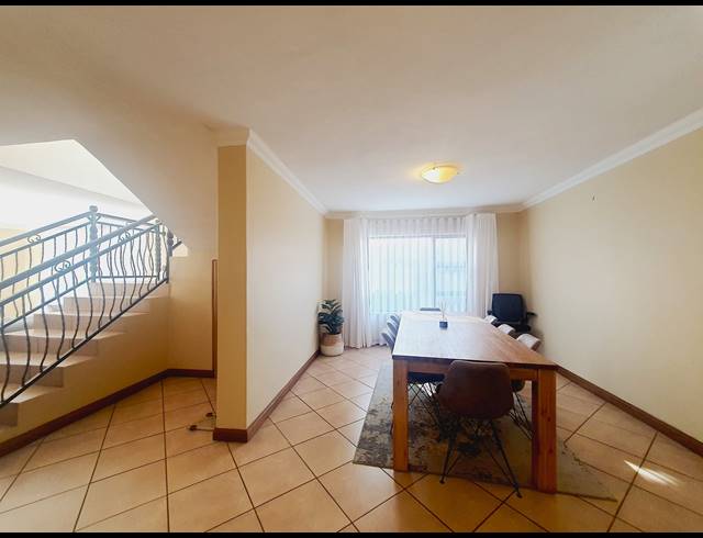 4 BEDROOM FREEHOLD FOR SALE IN CARLSWALD NORTH ESTATE
